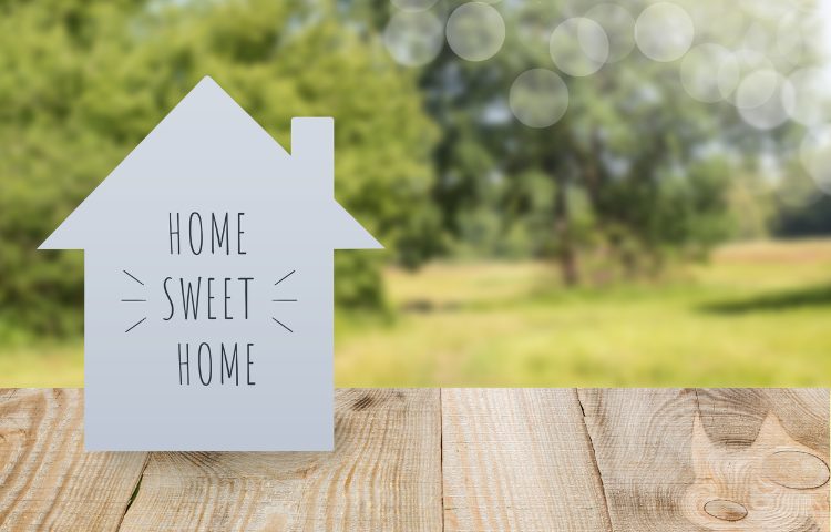 Home sweet home sign